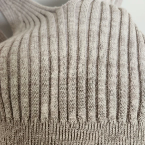 H&M - Ribbed Knit Tank Top - nwot - Picture 9 of 10